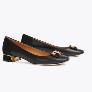 New/Never worn Tory Burch GIGI Round toe flats